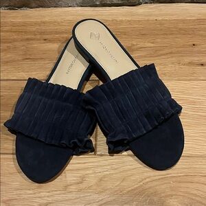 Antonio Melani  Midnight Blue Ruffled Slide Sandals Size 8M